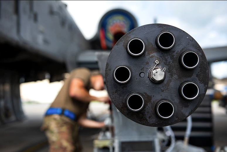 "坦克杀手"的獠牙,两秒毁掉一辆坦克,最强机炮威名不减_腾讯新闻