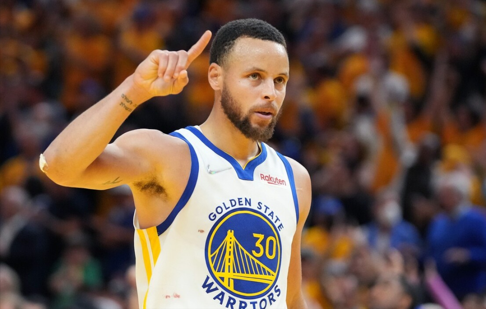 库里不能进历史前十名嘴观点引发热议他还支持库里拿fmvp