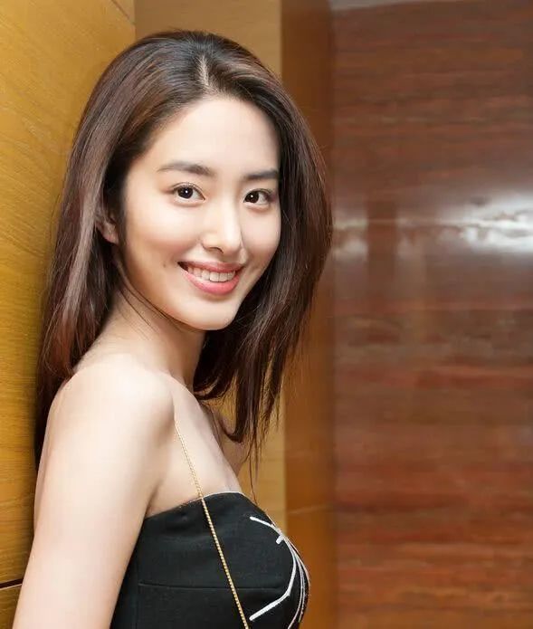 刘亦菲八组_明星八卦内容刘亦菲_刘亦菲的八卦新闻