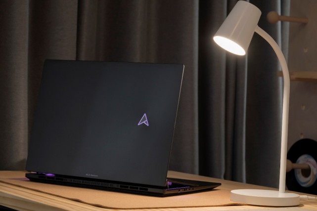 集众多特色功能的16英寸轻薄旗舰,华硕灵耀x pro开箱