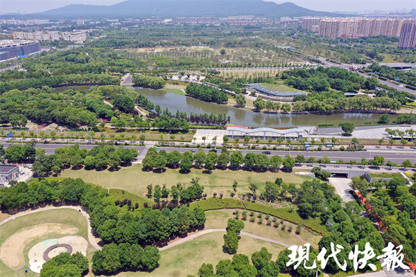如何扮靓南京麒麟生态公园?30多名参赛选手实地踏勘"找灵感"