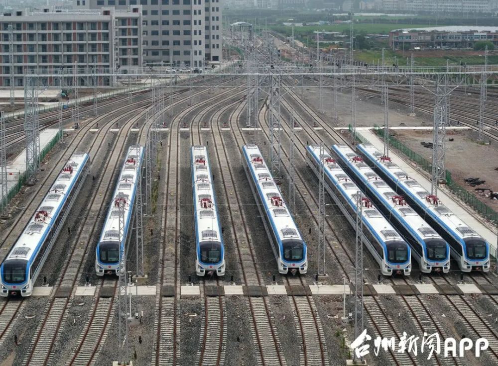 台州市域铁路s1线列车已到12辆!