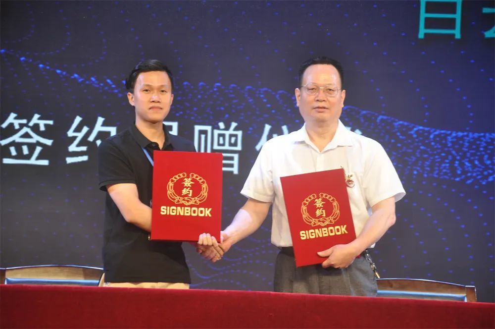 黑创科技dsp8k光机发布价格6000元