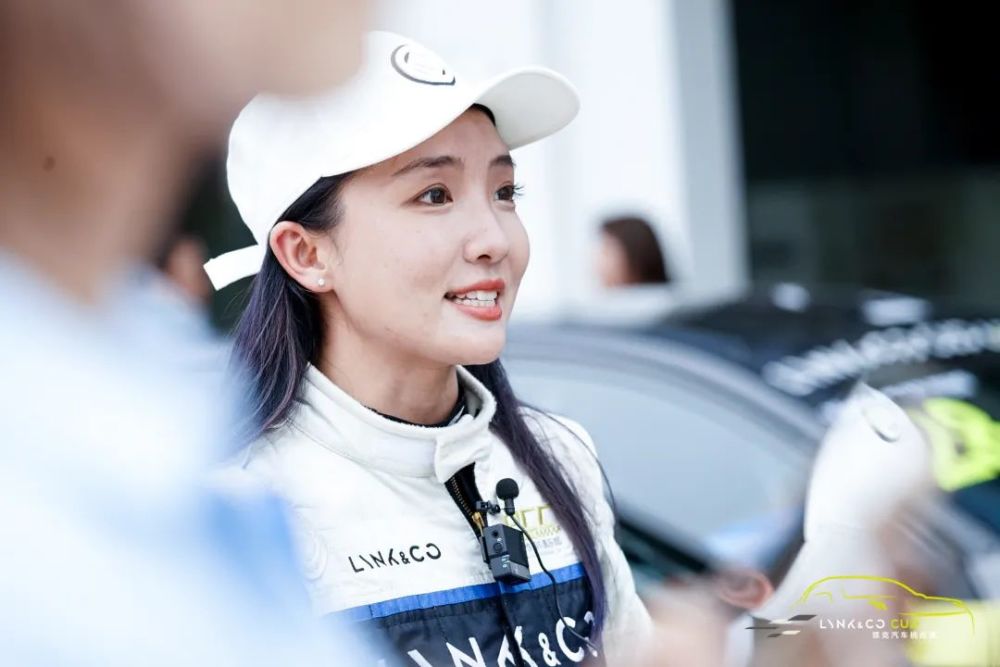 接下来她在2022赛季的精彩表现女神链接抖音搜索"铁豆"就是她了哦今日