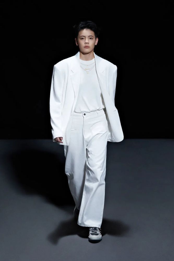 早，VOGUE｜首季数字上海时装周有哪些亮点？老公出轨2023已更新(网易/今日)老公出轨