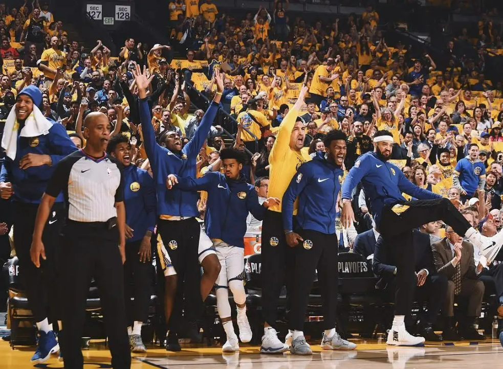 勇士重夺总冠军勇士未来薪资爆棚如何保持冠军阵容