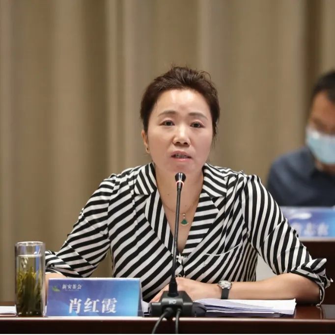 黄山迎客天下文化旅游发展公司总经理 肖红霞现如今旅游产业结构正在