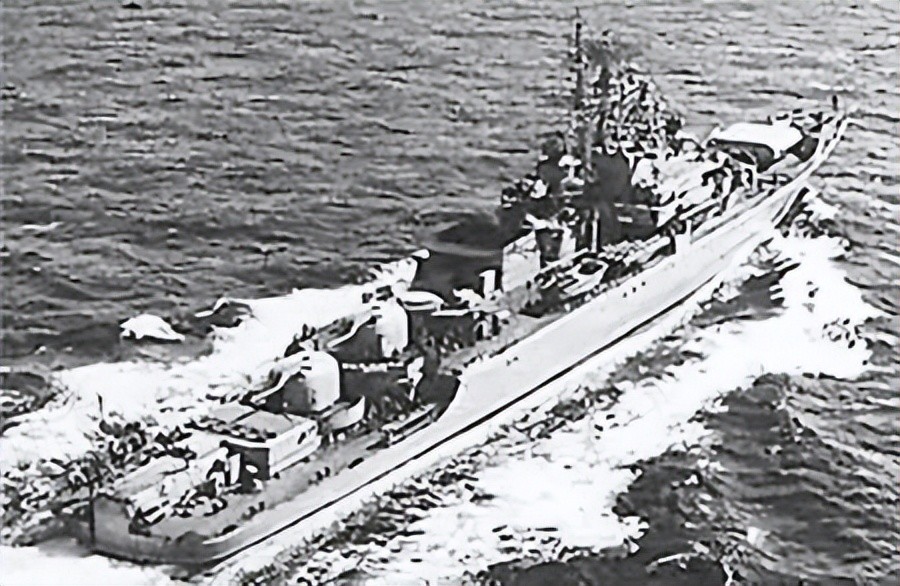 苏联驱逐舰“哗变”事件：勃列日涅夫曾给出命令：必要时，击沉它