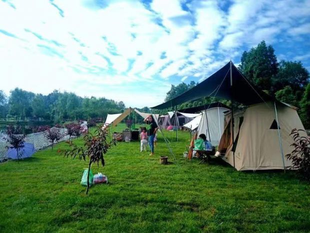 2000余平方米大草坪!助推乡村振兴 崇州发展乡村露营项目