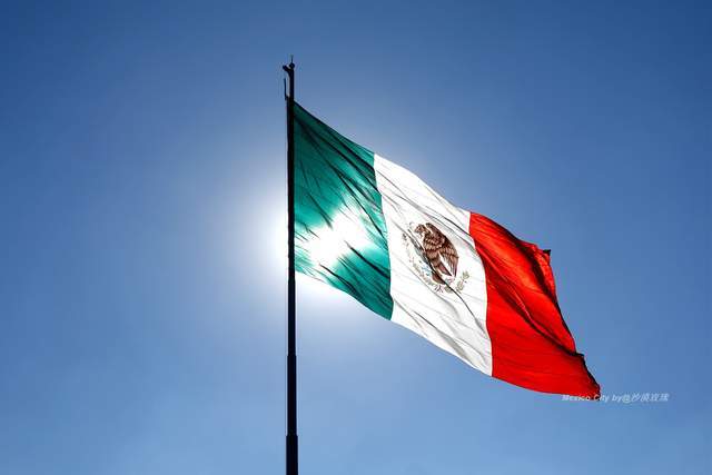 墨西卡人的传说,至今还在墨西哥国旗中央