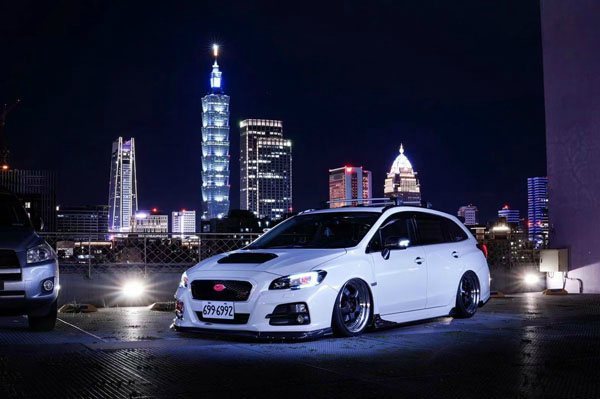 斯巴鲁力狮改装airbft气动避震夜间王者!