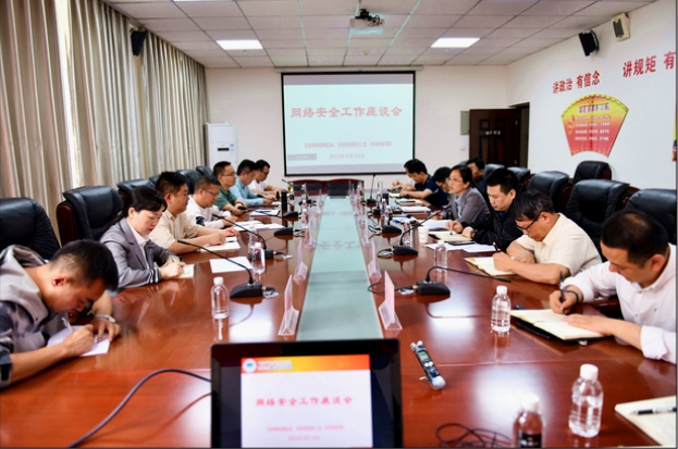 邀請專家走進四川民族學院,甘孜職業技術學院,四川省藏校等三所高校