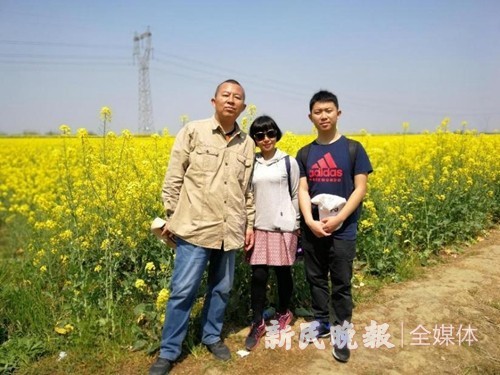 万里之遥的喀什,其地理自然风光带给我巨大的震撼:当我第一次在飞机上