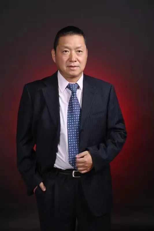 中心副主任范斌协鑫光电董事长针对碳市场及新型电力市场的发展前景