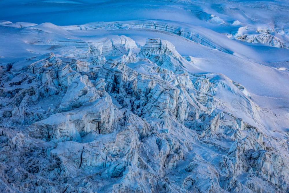 全球连线丨守护“亚洲水塔”中国全力保护青藏高原冰川