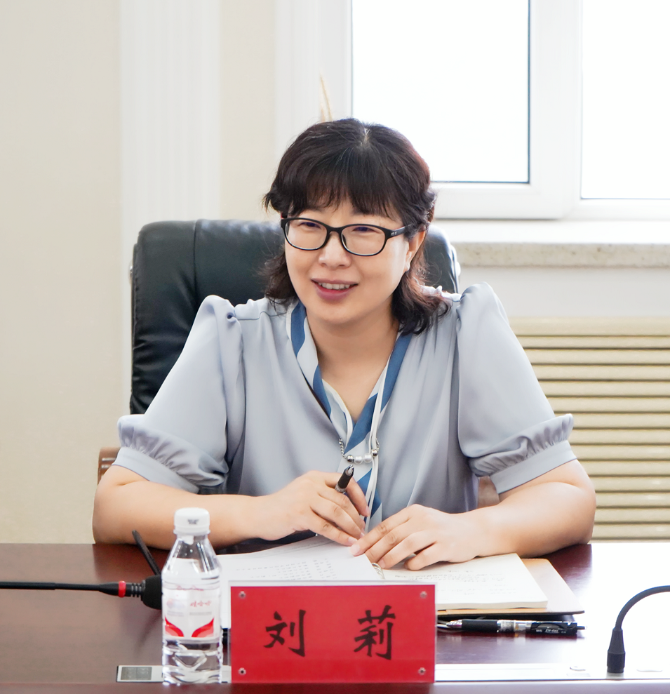 区委常委副区长张磊区委常委宣传部部长刘莉一行到东北农业大学调研