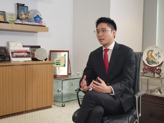 霍启山:大湾区为香港青年提供"上流"机会_腾讯新闻