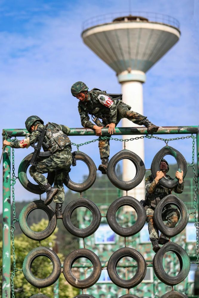 直击云南武警巅峰2022侦察比武超燃瞬间