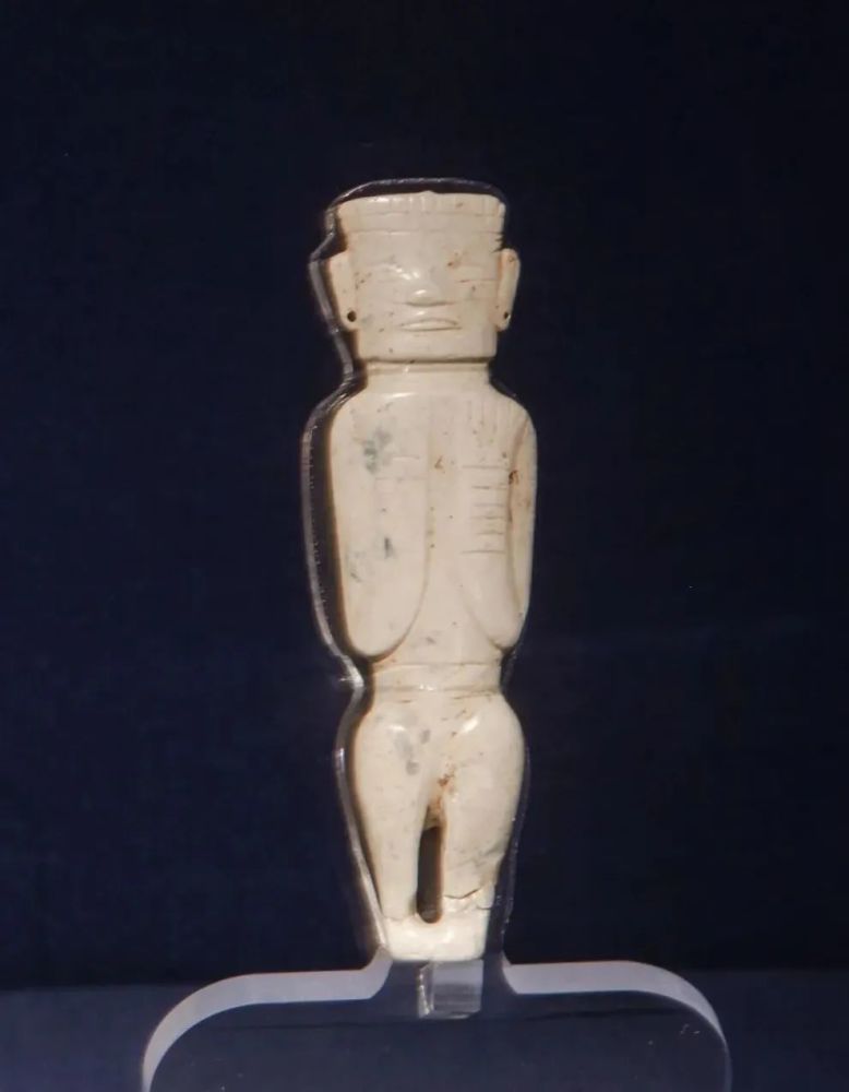 文物真有趣凌家滩玉人小身材展示五千年前高超技艺