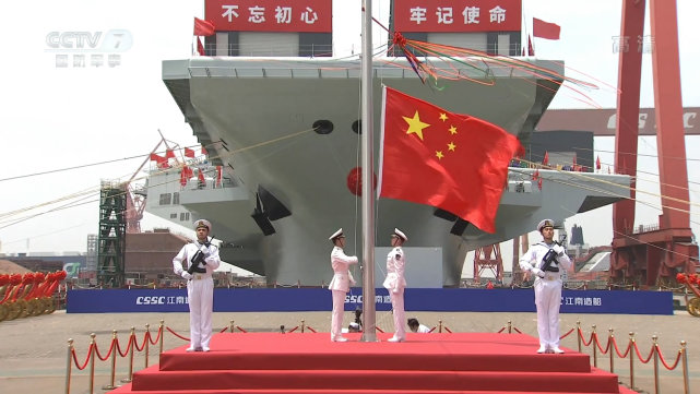 中国海军福建舰来了!作为一个老军迷,有啥想说的?