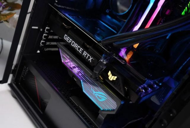 18装机主流游戏平台:rtx 3060ti 12代i5,好甜的搭配!