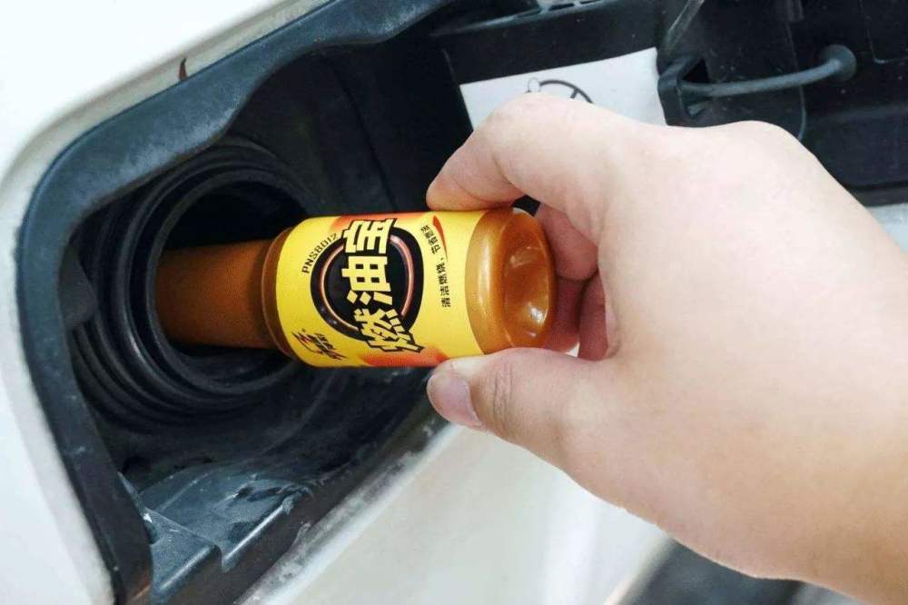 發(fā)動機(jī)積碳使用“燃油寶”清除？究竟是不是智商稅？怎樣處理積碳？