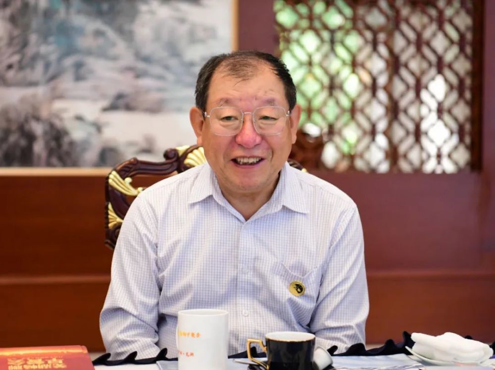 与李院士一同出席本场早餐会的嘉宾还有两位教授——金昌柱,周振杰.