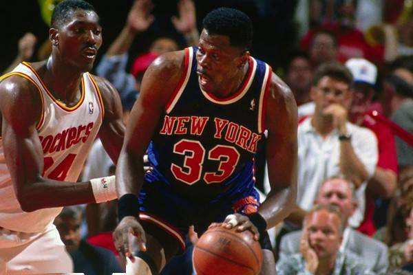nba75大巨星之尤因现代中锋的典型代表灌篮高手的动漫原型四大中锋中