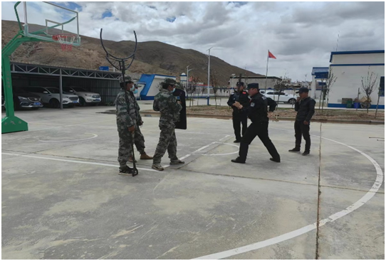 【练兵磨剑 枕戈待旦】昂仁县公安局卡嘎镇派出所进行最小单元作战