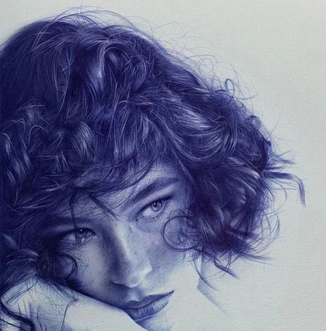 画出的令人惊叹的圆珠笔艺术作品吧保卢斯的圆珠笔画将人物的每一个