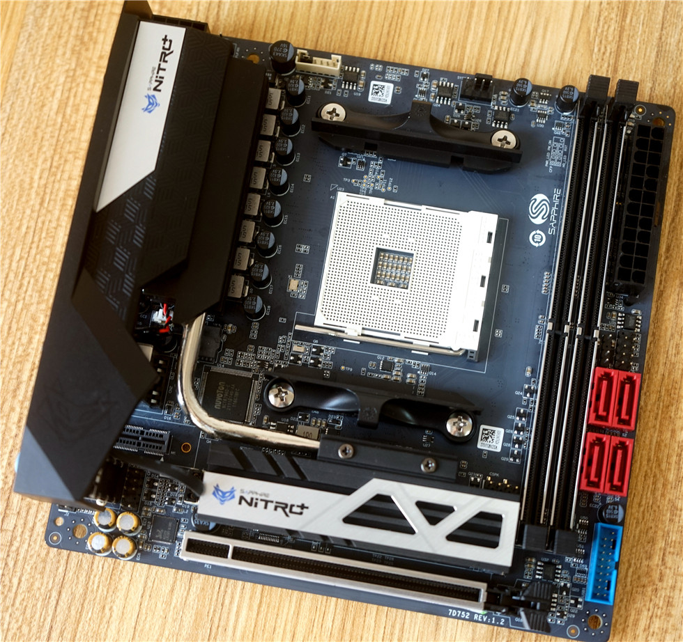 一场阴差阳错的装机——5800x 蓝宝石b550i rx6750xt超白金 银欣cs351