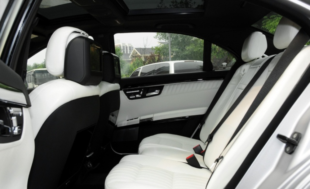虎头奔s600l v12内饰赏析,放在现在也是无敌