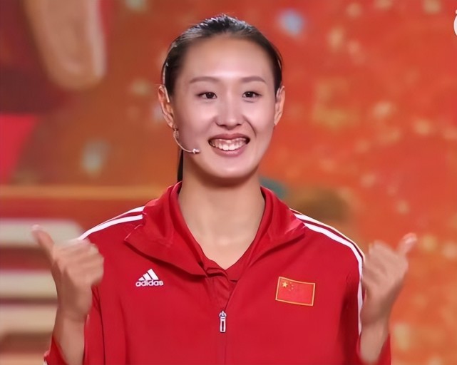 中国女排决战日本队袁志拒绝两连败郎平曾直言绝不能输日本