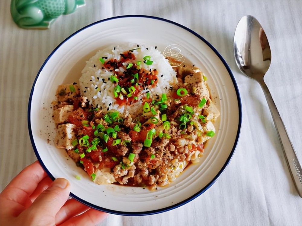 肉炒豆腐盖饭图片图片