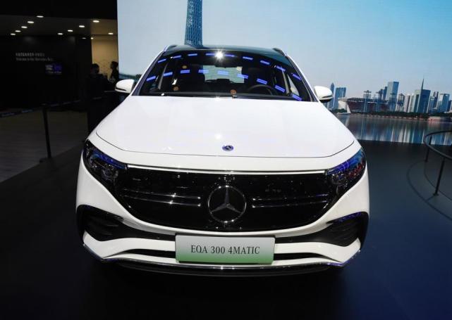 奔驰gla油改电后变成eqa,动力好了,但36.58万贵了很多