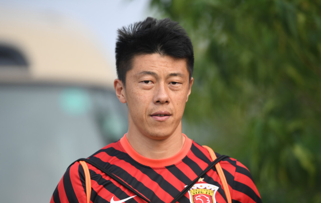 后悔上港为放走于睿付出昂贵代价球队因此被对手高空球打爆