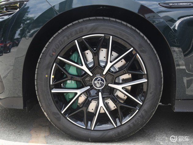 兼顾国风与运动北京比亚迪汉ev千山翠限量版交付仪式