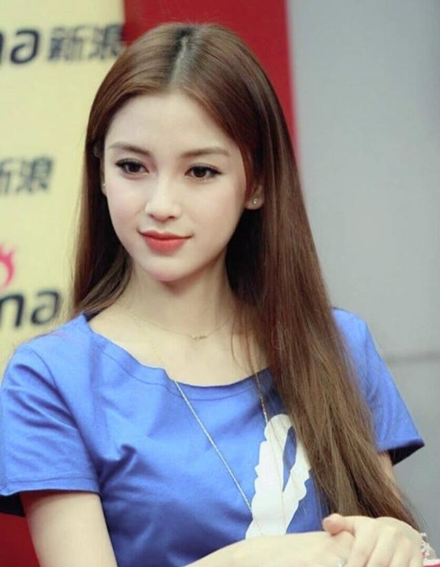 杨颖刚出道时的颜值真的很绝!网友:好想用这张脸活一天插图4