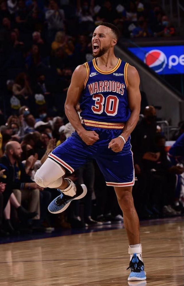 nba专稿|斯蒂芬61库里:一个球员从平凡到伟大的成长历程