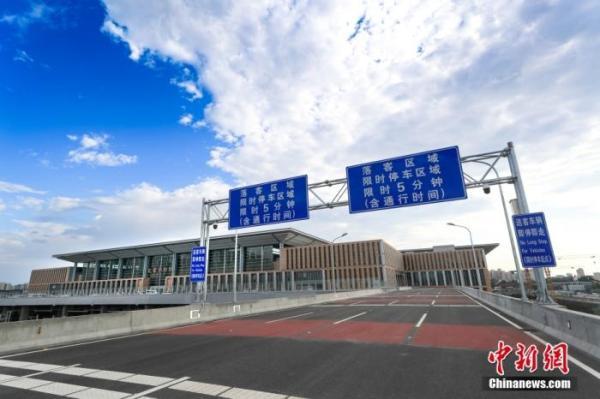 北京丰台站正式开通运营车站设32条到达出发线油焖大虾的制作过程
