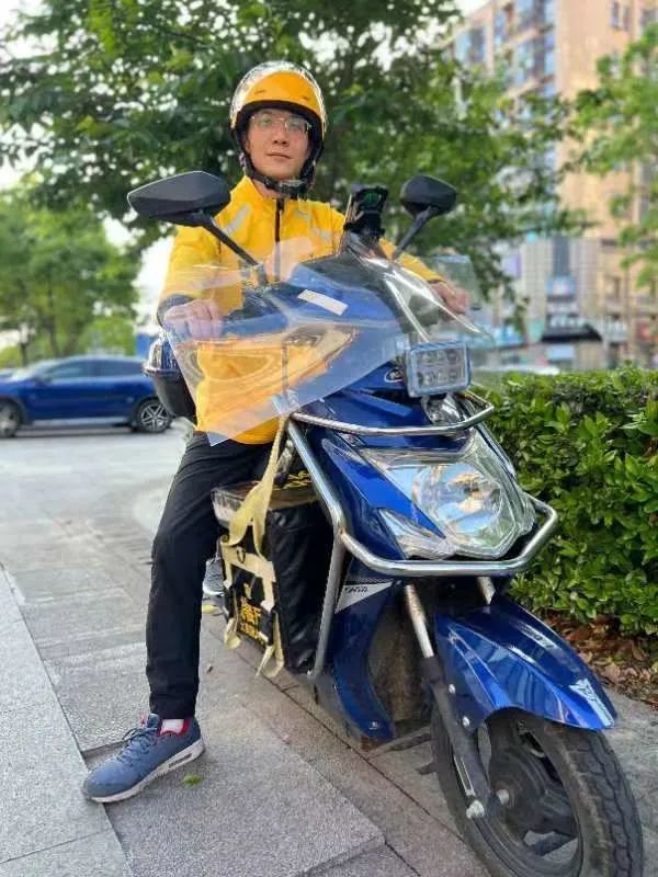 对话上海石化火灾"喊话"骑手俞杰:我从民企副总到外卖员