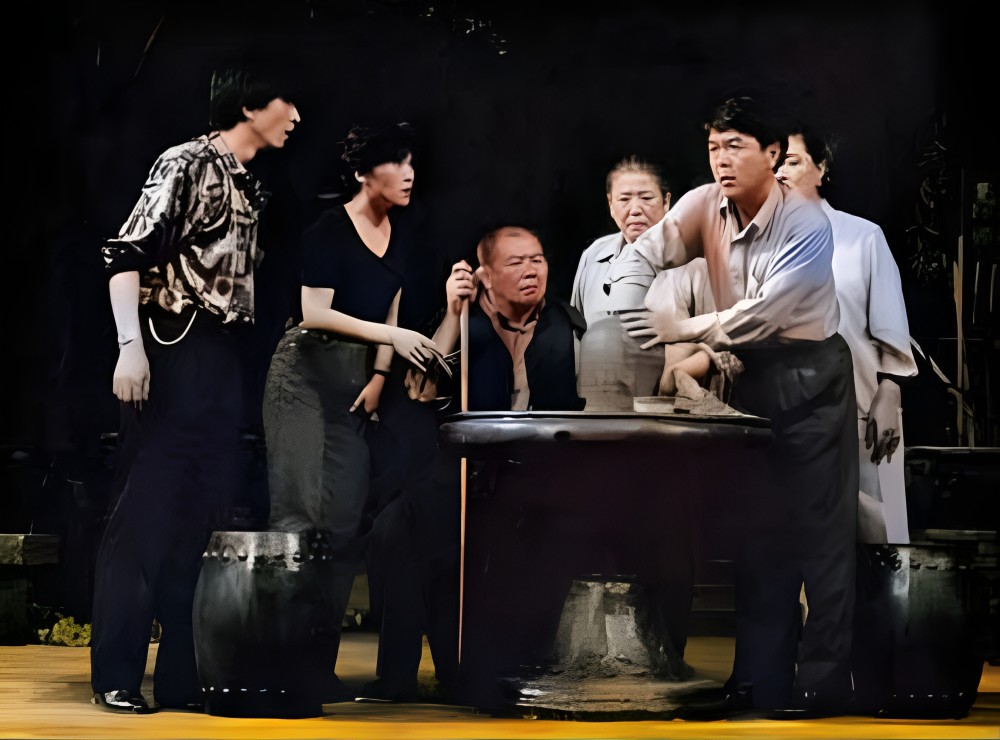 北京人艺院长任鸣去世,享年62岁,生前曾带病工作多年!_腾讯新闻