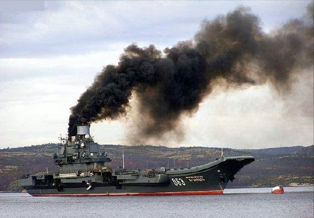 悲剧之舰：俄海军“库兹涅佐夫号”航母，它的“经历”十分坎坷六年级人教版音乐课本
