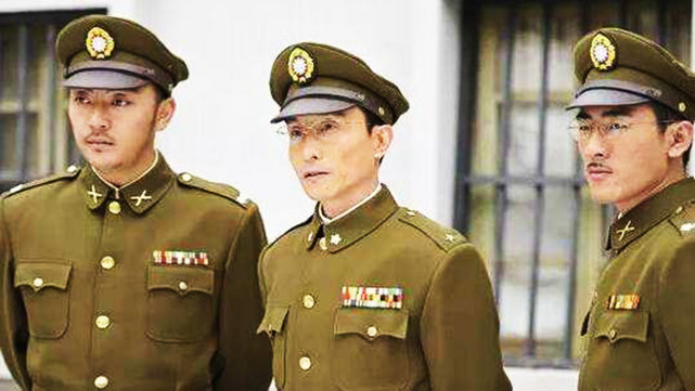 师级编制在当时属于常设编制,有军事行动才组建成军.