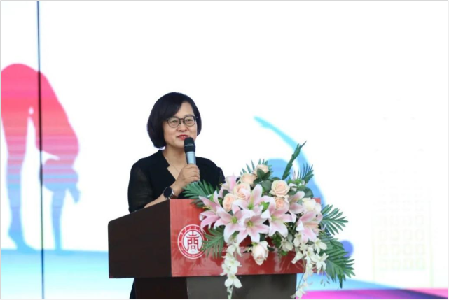 对于本次参赛的队员,叶曲炜校长希望各位参赛选手以良