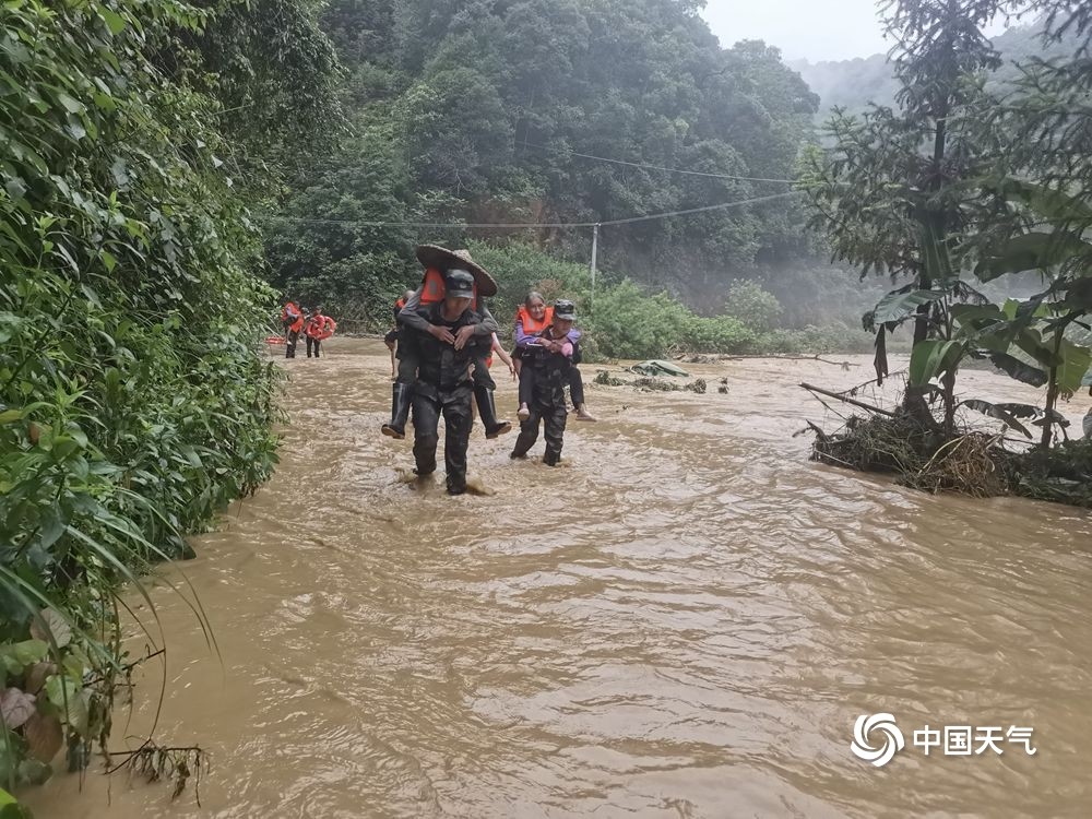 江西遭遇持续性强降雨 南昌上饶等地洪涝灾害严重 腾讯新闻