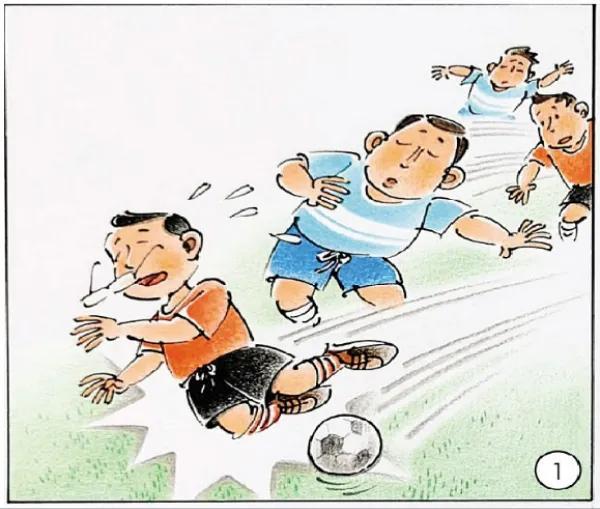 2020年,原告朱某同被告李某在体育课拼抢足球时摔倒,并被李某踩伤,经