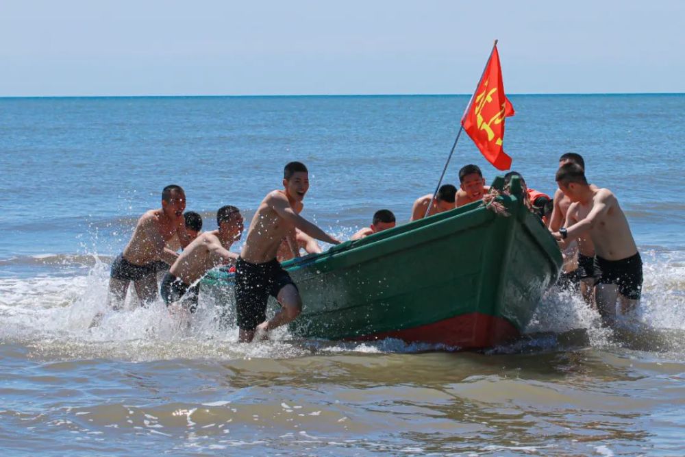 装步一连系列报道｜举旗铸魂，熔铸忠诚底色