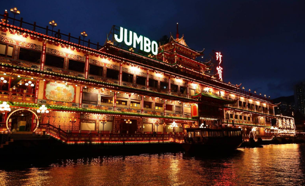 海上最大食府"珍宝海鲜舫"沉没,驶前最后画面曝光,疑计划沉船