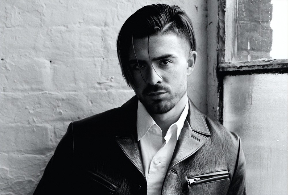 球场外也长脸时尚杂志评英超帅哥孙兴慜成功入选